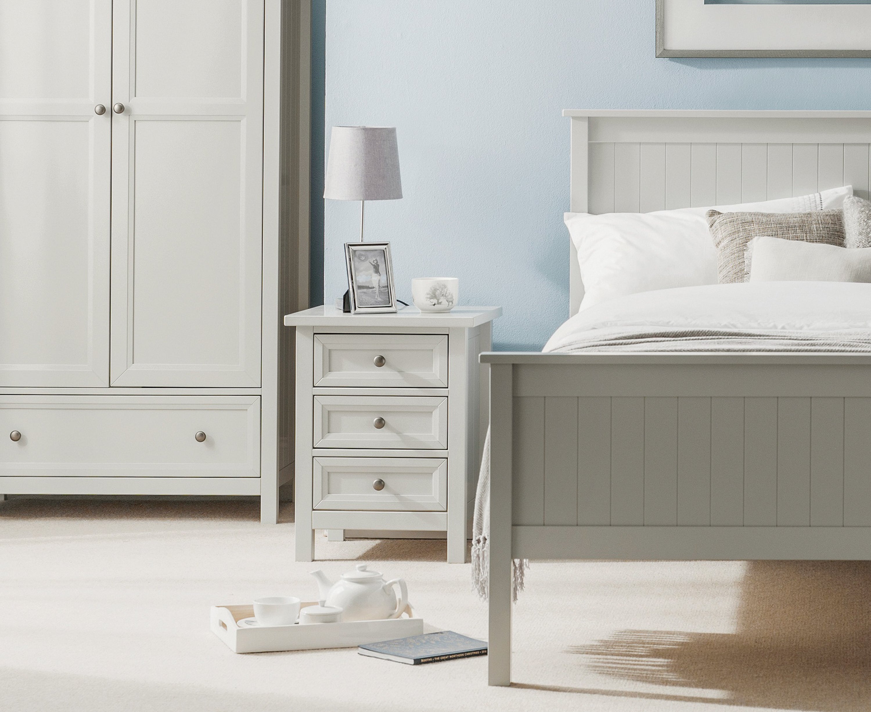 Maine 3 Drawer Bedside Table