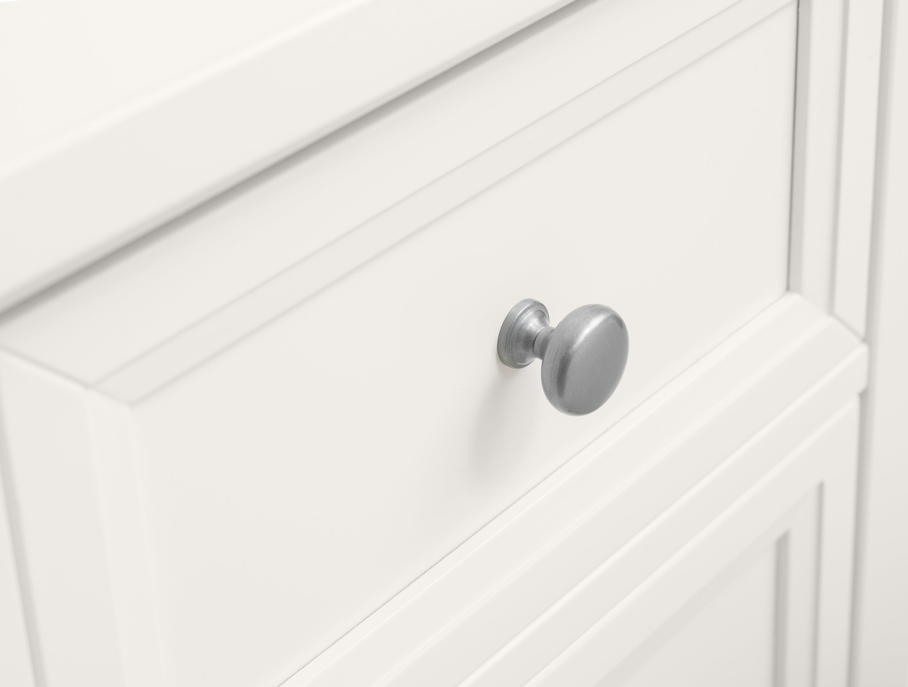 Maine 3 Drawer Bedside Table