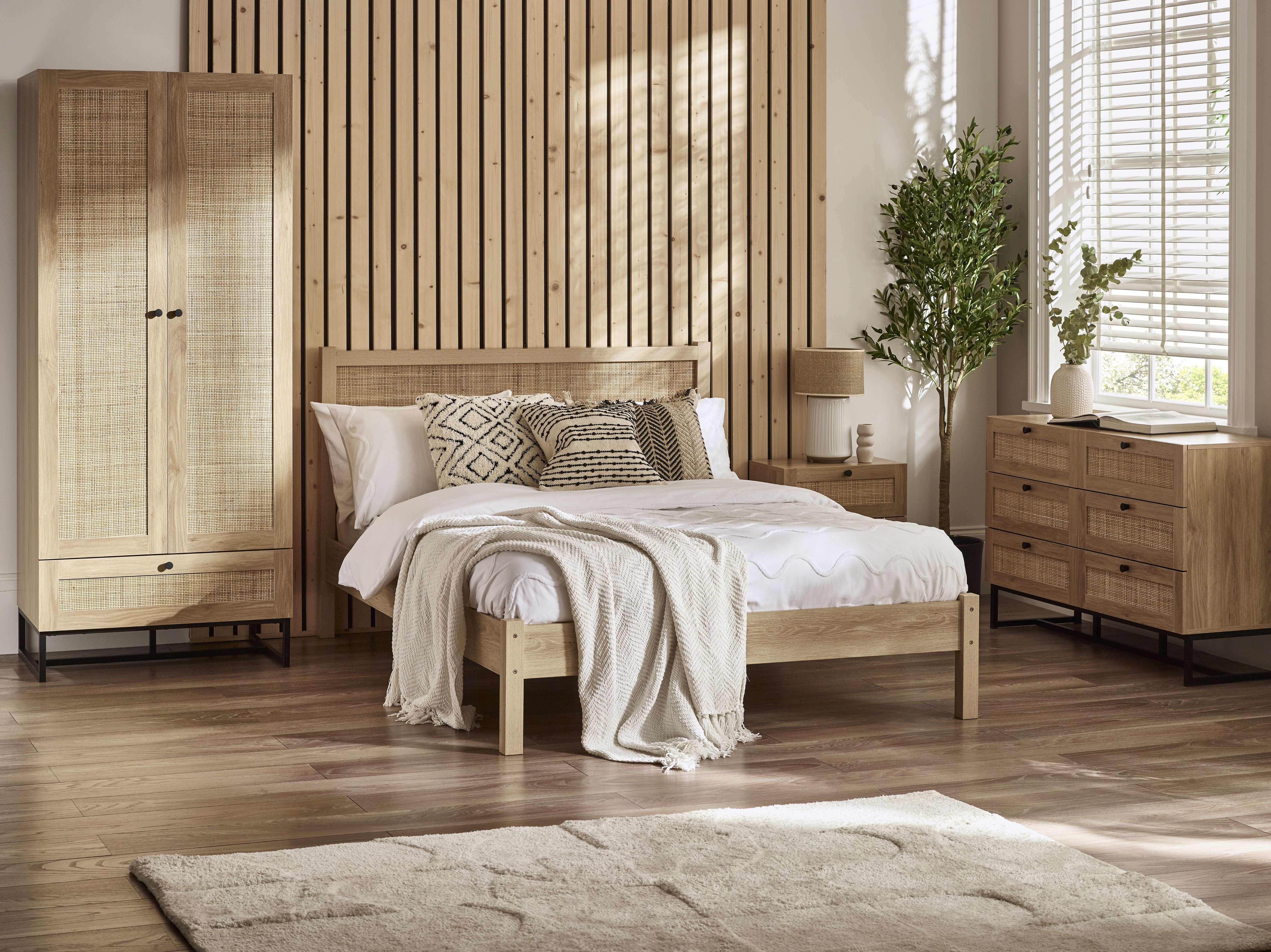 Padstow Rattan Bed