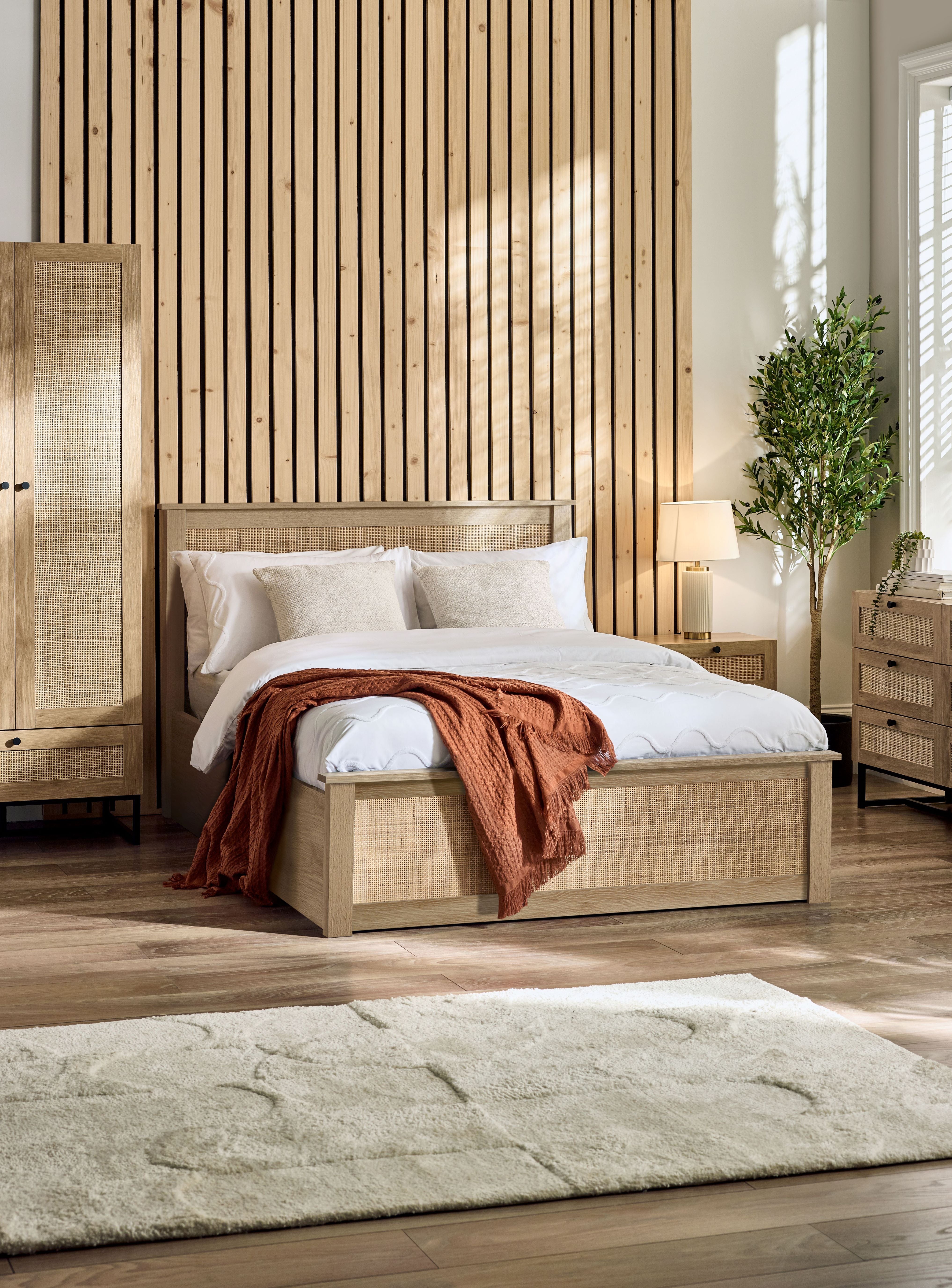 Padstow Ottoman Bed