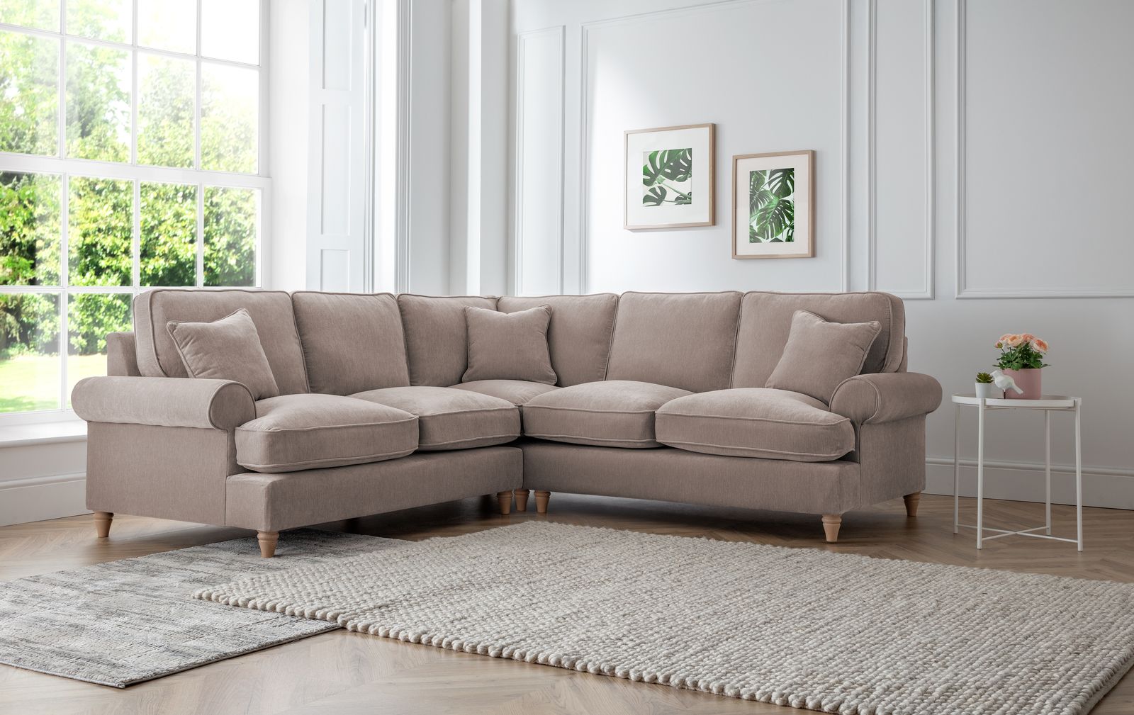 Hampshire Corner Chaise Sofa