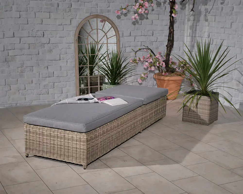 Wentworth Sun Lounger