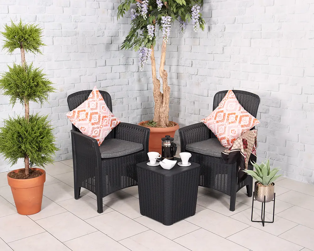 Faro Black Relax Bistro Set & 2 Stackable Chairs