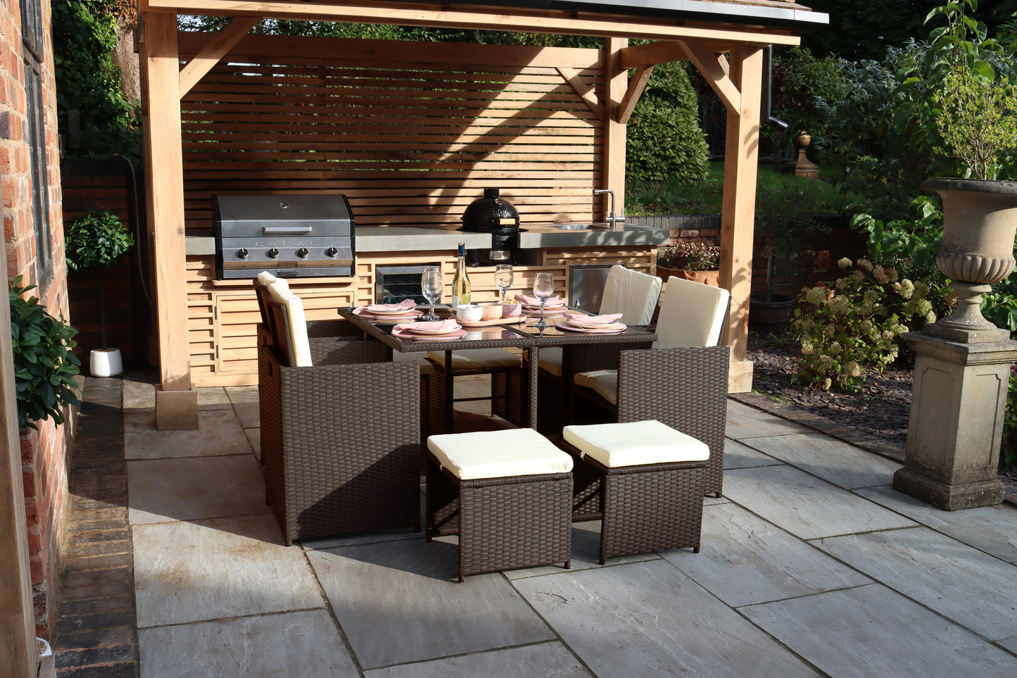 Cannes Brown 8 Seater Cube Set