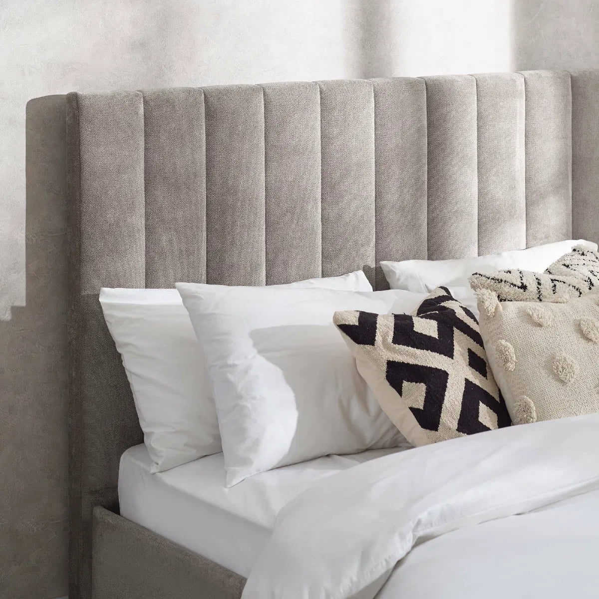 Eloise Chenille Bed