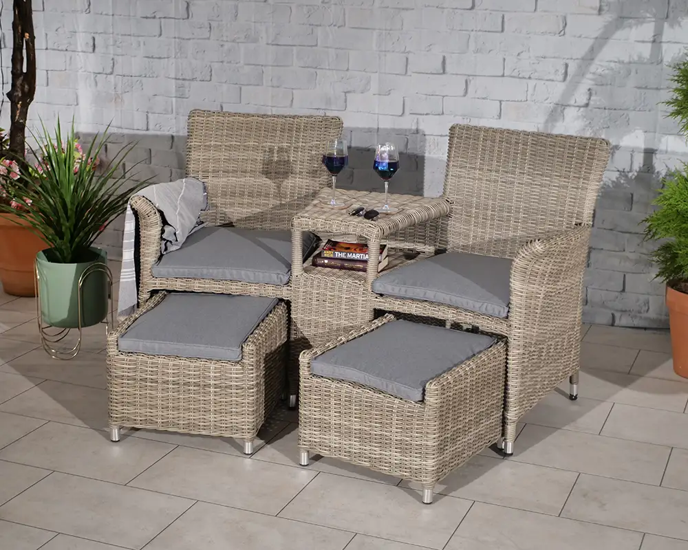 Wentworth Companion Set with Footstools