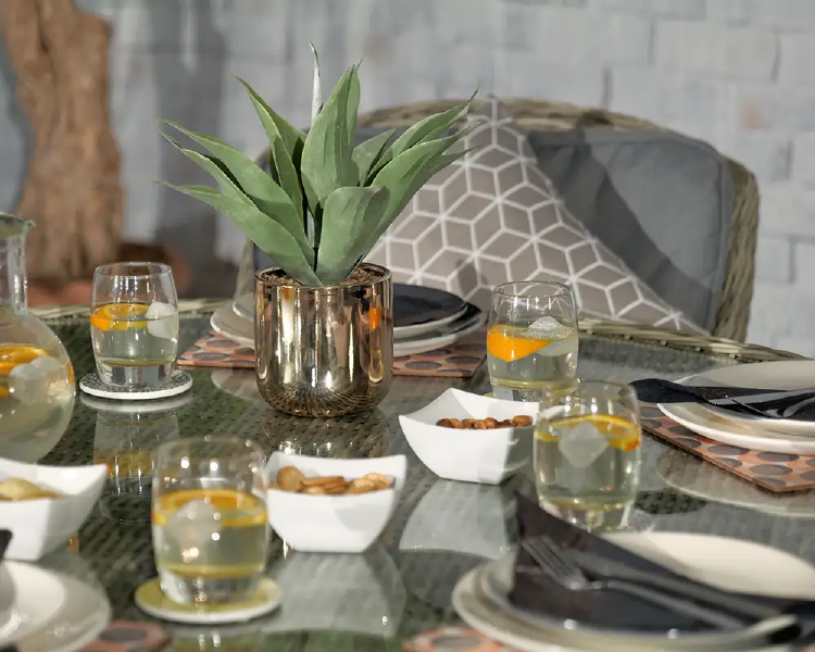 Wentworth 6 Seater Round Imperial Dining Set