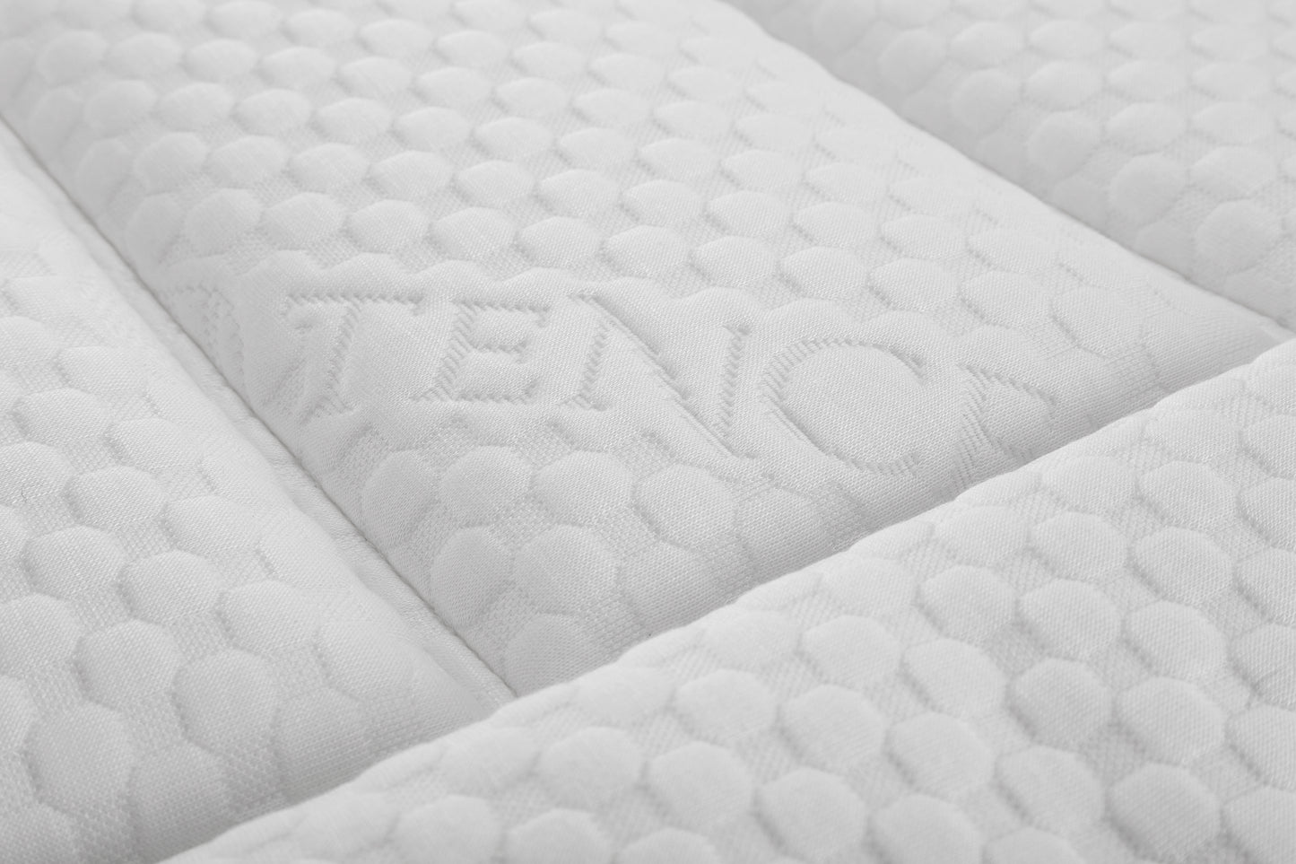 Deluxe 2000 Box Top 135cm Double Mattress