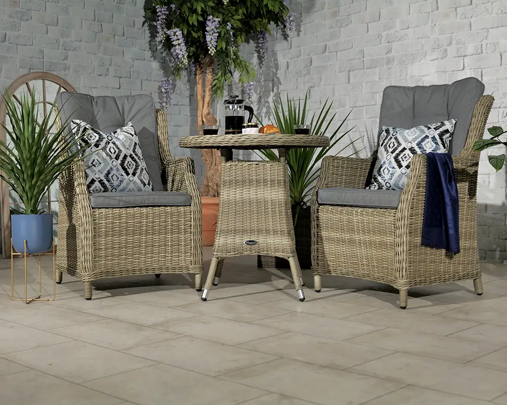 Wentworth 2 Seater Highback Round Bistro Set