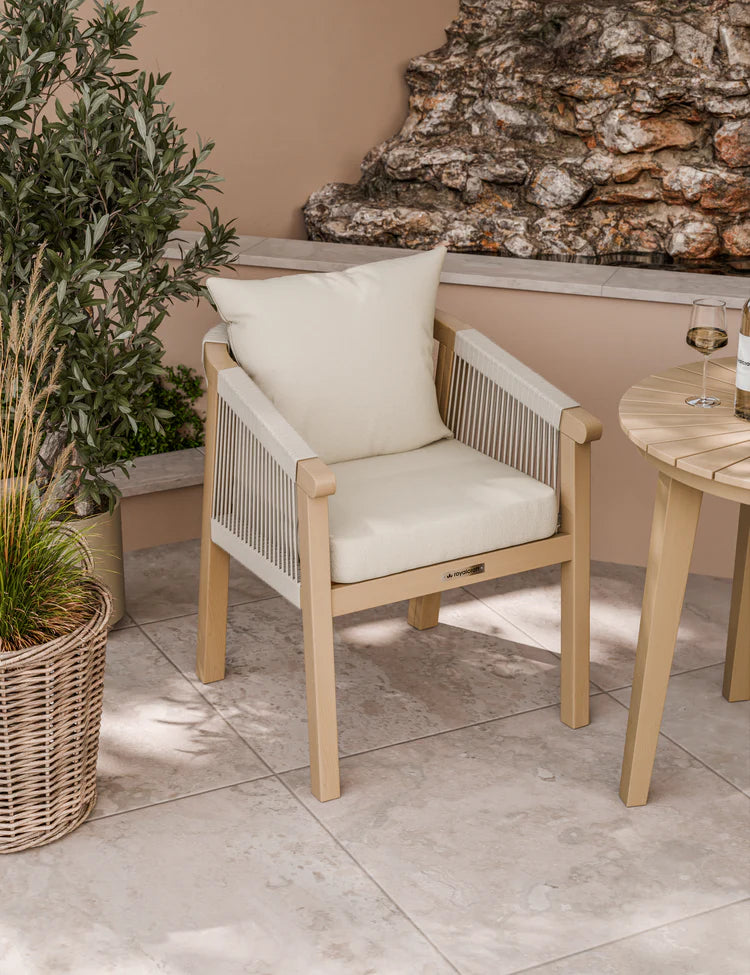 Roma Round Sunray Bistro Table with 2 Roma Dining Chairs