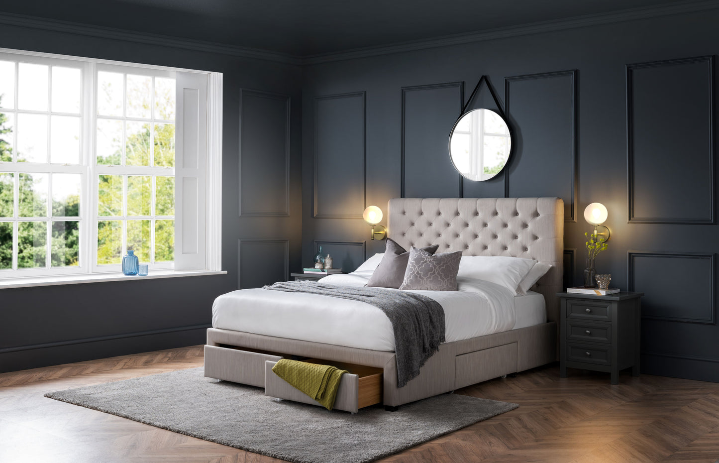 Templeton Deep Button 4 Drawer Bed