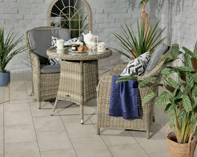 Wentworth 2 Seater Round Imperial Bistro Set