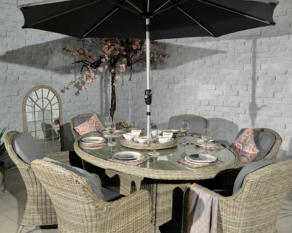 Wentworth 6 Seater Ellipse Imperial Dining Set